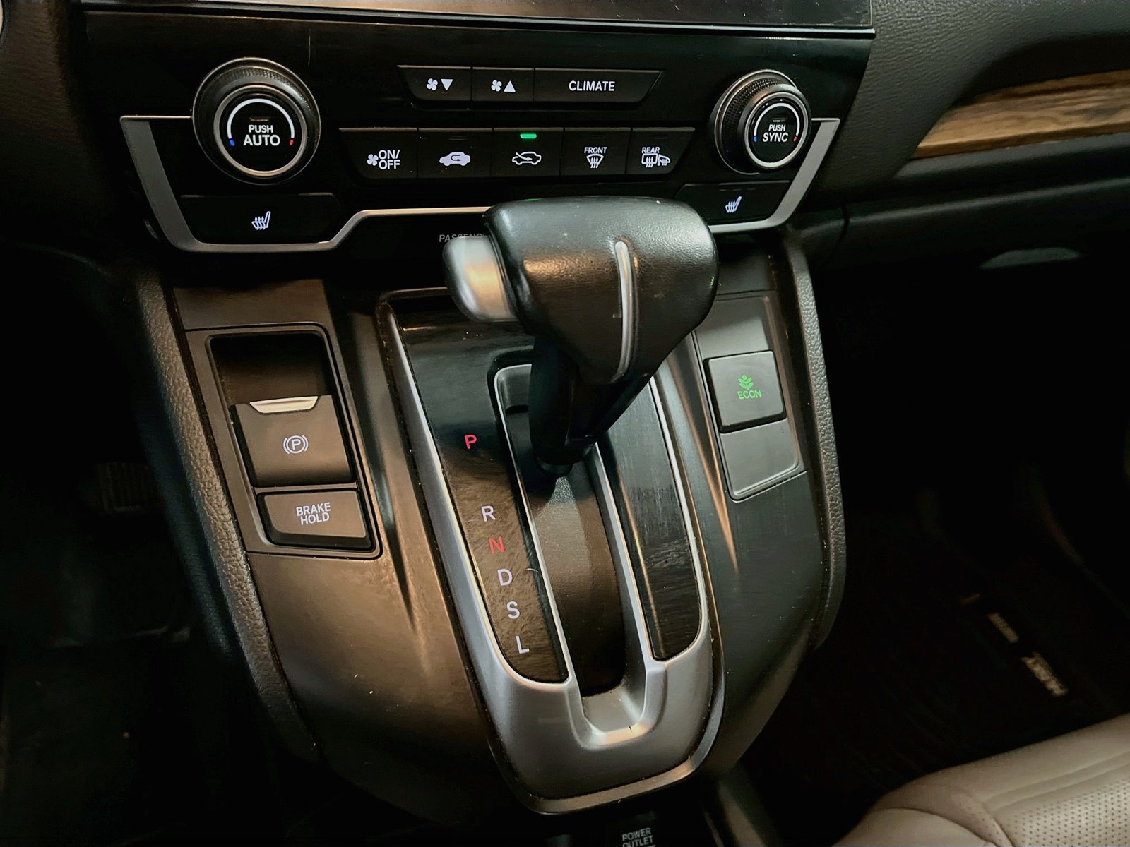 Used 2018 Honda CR-V Touring image 17