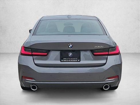 Used 2026 BMW 330i Sedan w/ Convenience Package RWD image 8