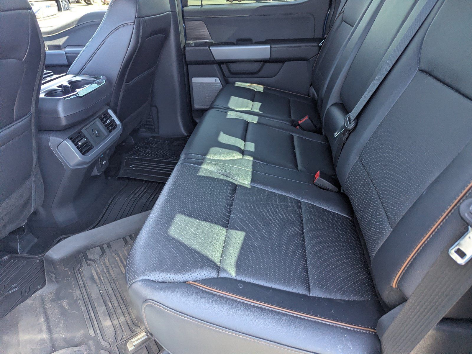 Used 2025 Ford F150 Lariat w/ Equipment Group 501A Mid AWD/4WD image 16