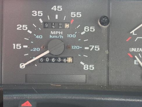 Used 1994 Ford Ranger XLT RWD image 12