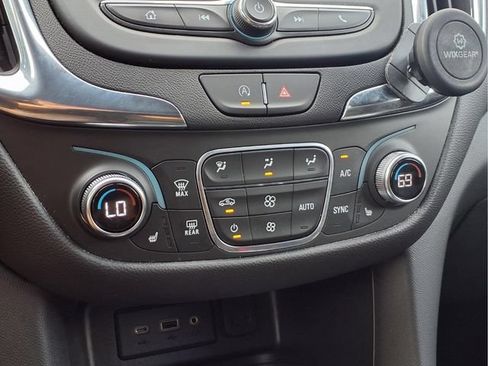 Certified 2023 Chevrolet Equinox LT FWD image 8