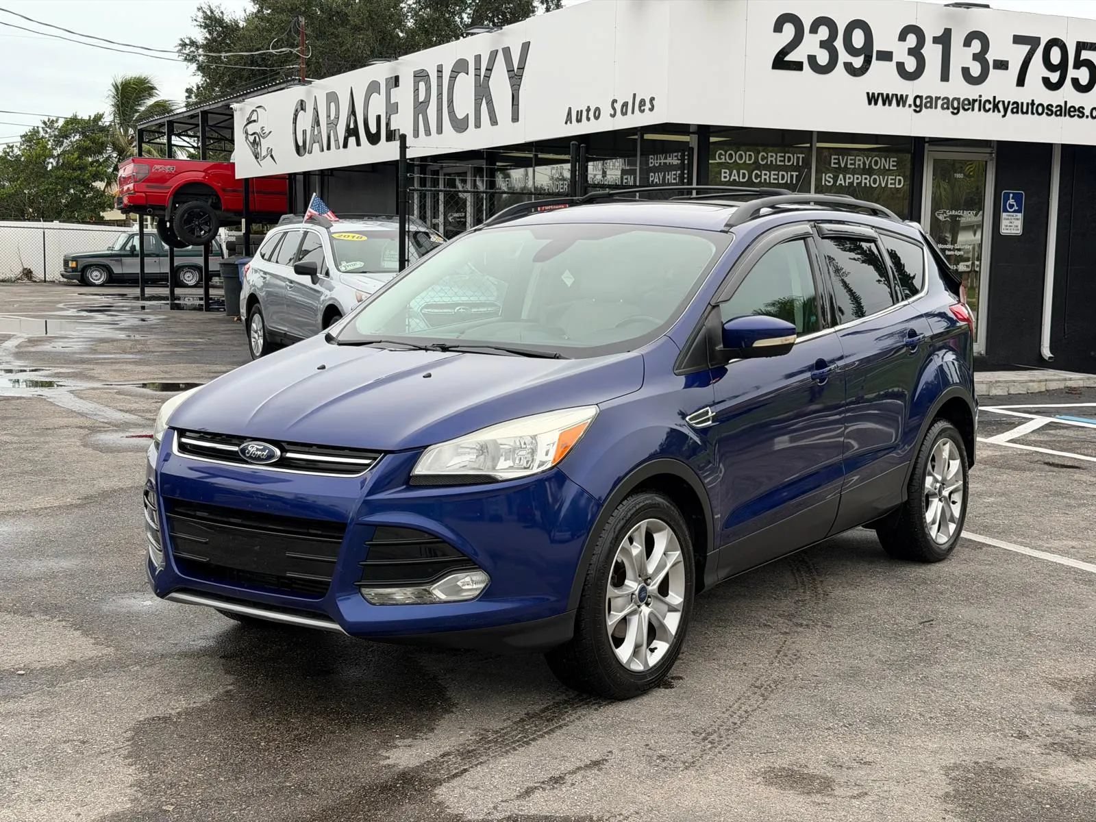 Used 2013 Ford Escape SEL FWD image 1