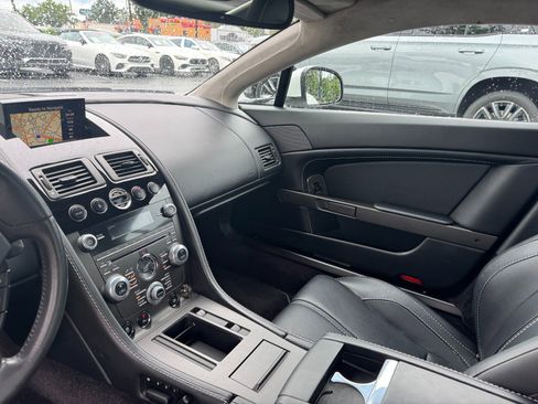 Used 2015 Aston Martin V8 Vantage GT image 19