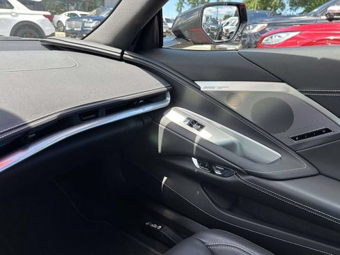 Used 2025 Chevrolet Corvette E-Ray AWD/4WD image 27