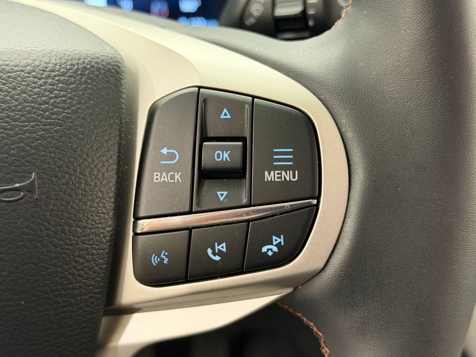 New 2026 Ford Explorer Active w/ Active Comfort Package AWD/4WD image 28