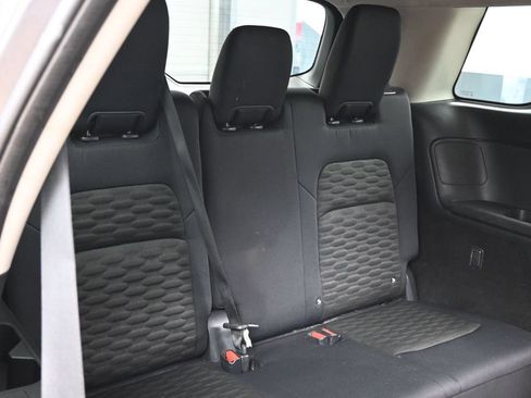 Used 2022 Nissan Pathfinder SV FWD image 37