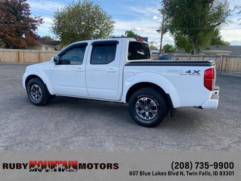 Used 2009 Nissan Frontier PRO-4X w/ Pro-4x Value Truck Pkg AWD/4WD image 5