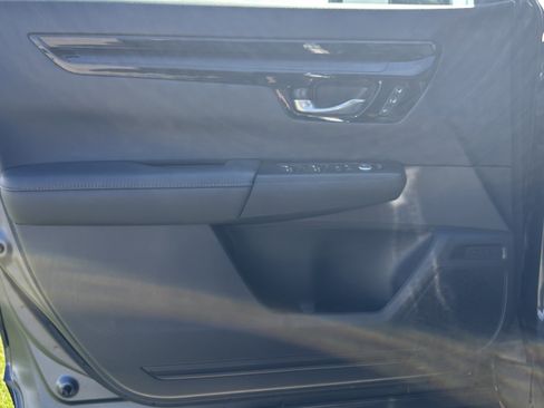 Used 2023 Honda CR-V EX-L image 16
