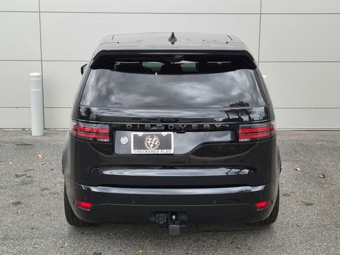 Used 2024 Land Rover Discovery Dynamic SE image 11