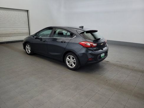 Used 2017 Chevrolet Cruze LT w/ Convenience Package FWD image 3