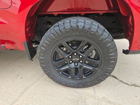 Used 2025 Chevrolet Silverado 1500 RST RWD image 6