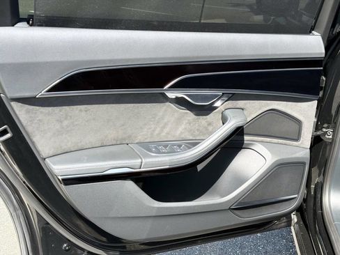 Used 2020 Audi S8 L AWD/4WD image 12