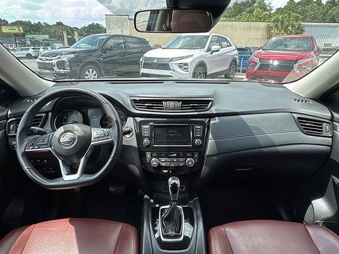 Used 2020 Nissan Rogue SV AWD/4WD image 20