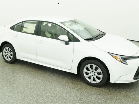 New 2026 Toyota Corolla LE FWD image 22