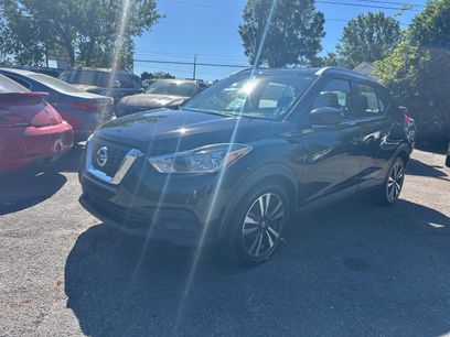 Used 2018 Nissan Kicks SV