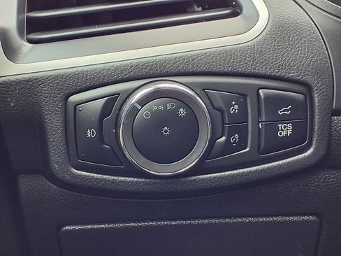 Used 2024 Ford Edge SEL w/ Convenience Package image 18