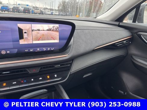 Used 2025 Buick Envision Sport Touring image 18