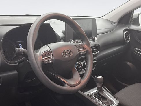 Used 2023 Hyundai Kona SEL image 7