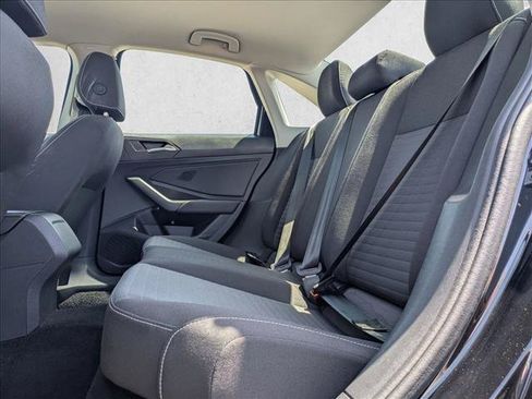 Used 2025 Volkswagen Jetta S FWD image 18