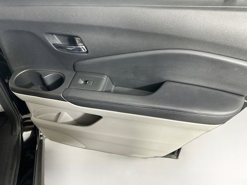 Used 2017 Honda Pilot LX image 28