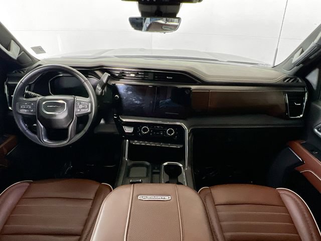 Used 2026 GMC Sierra 3500 Denali Ultimate AWD/4WD image 7