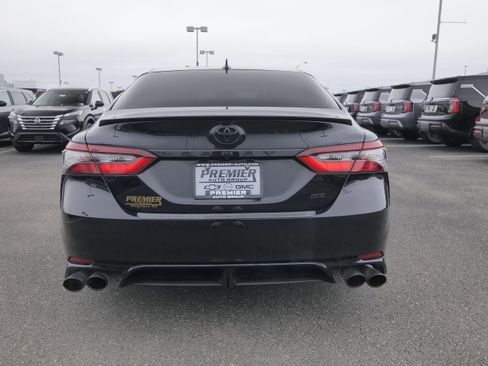 Used 2023 Toyota Camry SE image 7