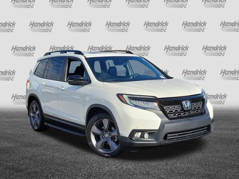 Used 2019 Honda Passport Touring image 2