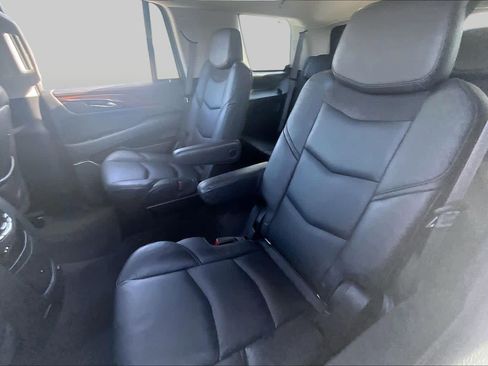 Used 2015 Cadillac Escalade Premium AWD/4WD image 19