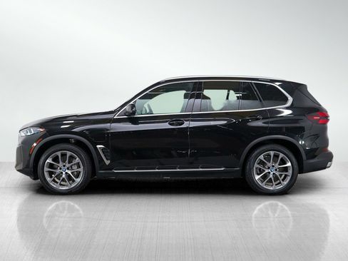 Used 2025 BMW X5 xDrive50e AWD/4WD image 2