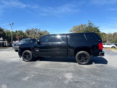Used 2017 Chevrolet Silverado 1500 LTZ Z71 w/ Midnight Edition image 28
