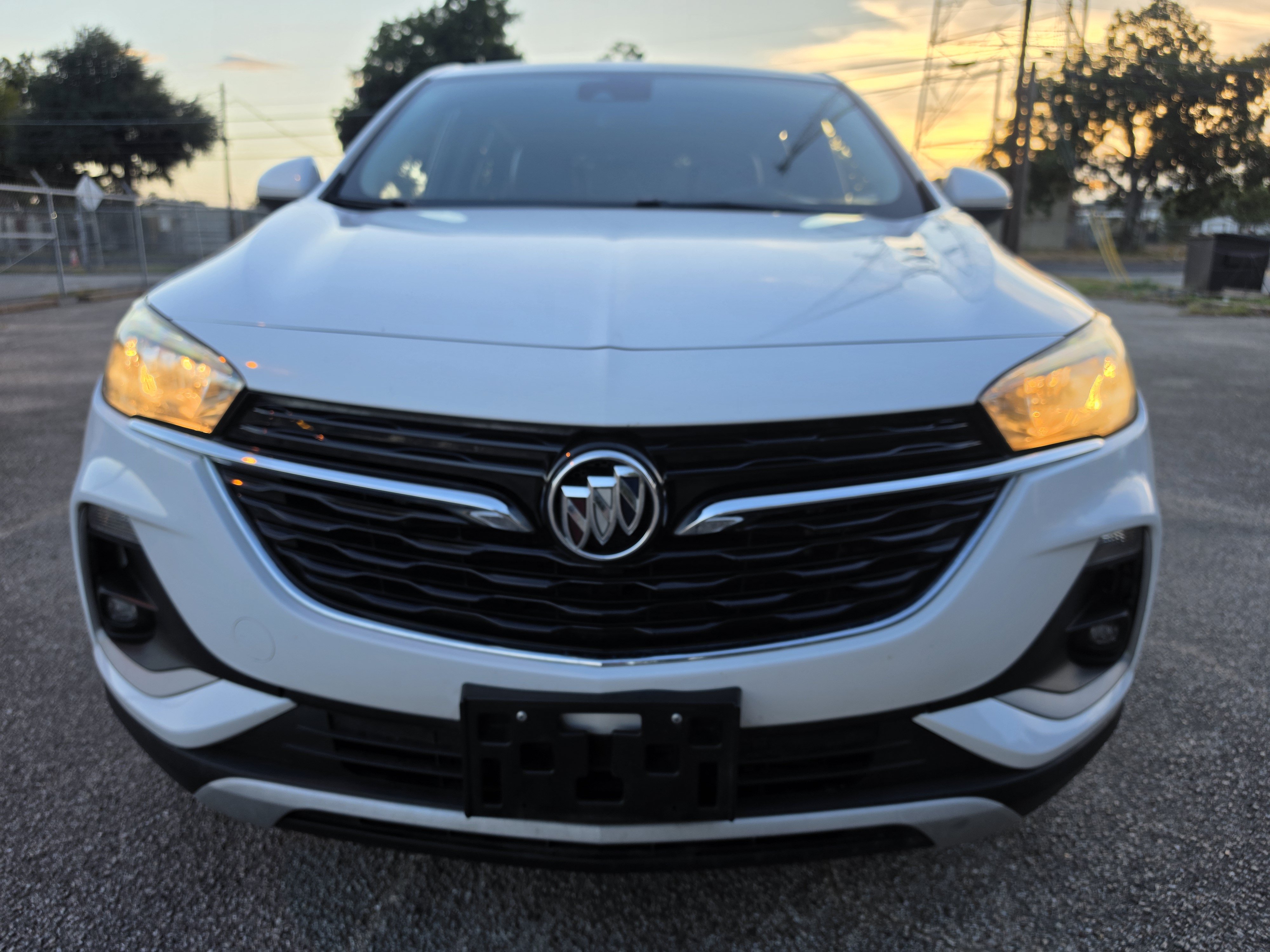 Used 2020 Buick Encore GX Preferred w/ Cold Weather Comfort Package FWD image 2