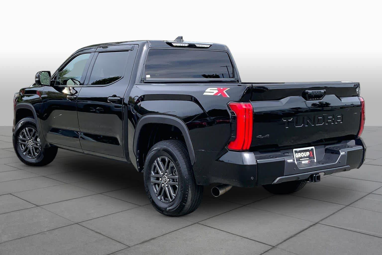 Used 2023 Toyota Tundra SR5 w/ SR5 Convenience Package AWD/4WD image 12