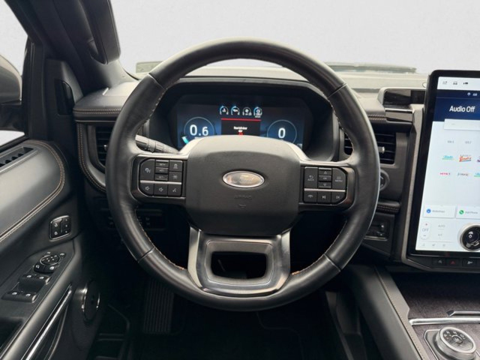 Used 2023 Ford Expedition Platinum AWD/4WD image 15