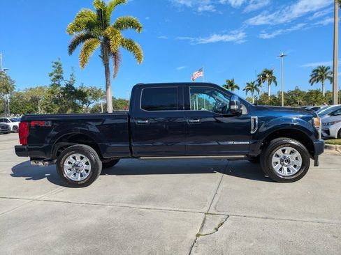 Certified 2022 Ford F250 Platinum image 3