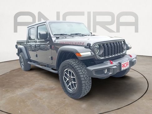 Used 2024 Jeep Gladiator Rubicon w/ Convenience Group image 6