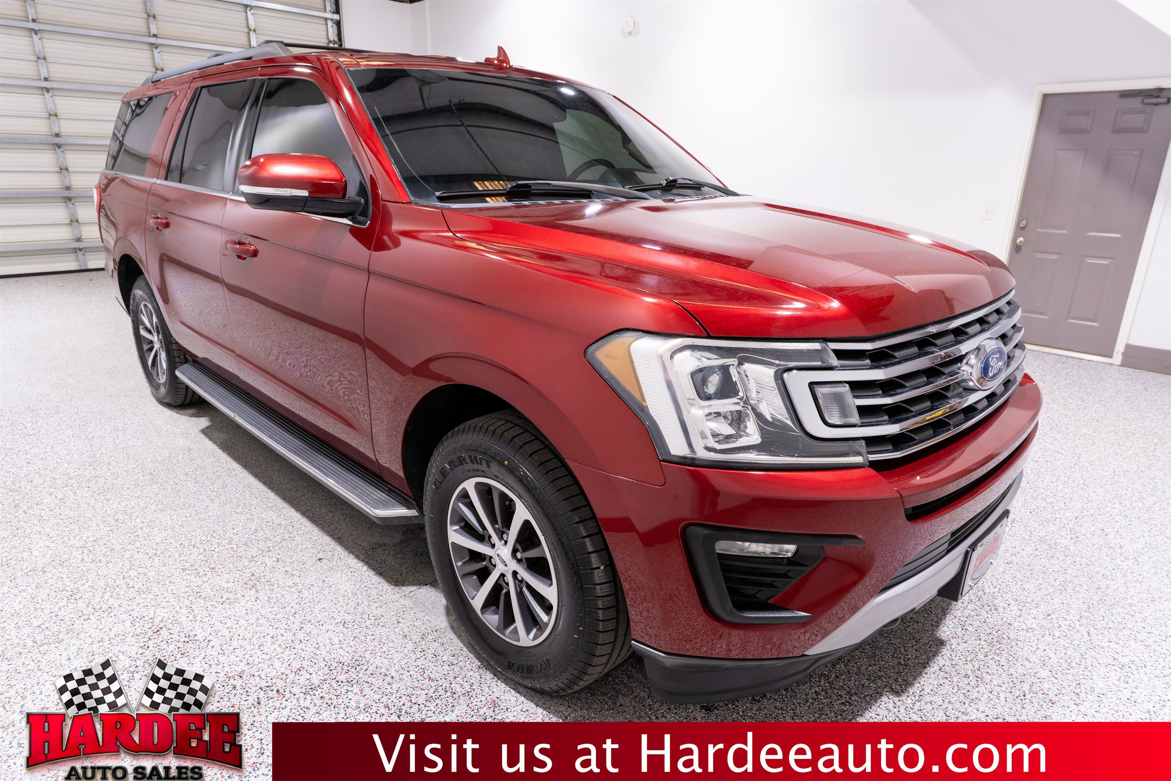 Used 2018 Ford Expedition Max XLT w/ Equipment Group 202A AWD/4WD image 6