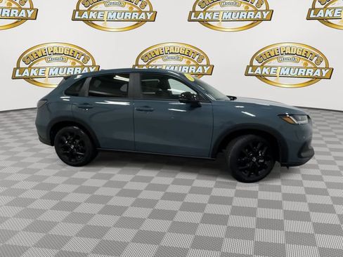 Used 2025 Honda HR-V Sport image 4