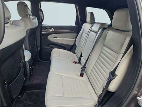 Used 2018 Jeep Grand Cherokee Limited AWD/4WD image 24