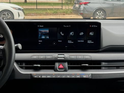 Used 2025 Kia K4 FWD image 17