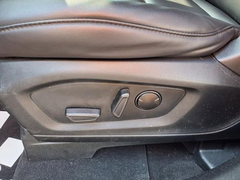 Used 2023 Ford Explorer XLT w/ Equipment Group 202A image 29