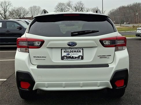Used 2023 Subaru Crosstrek 2.0i Premium image 6