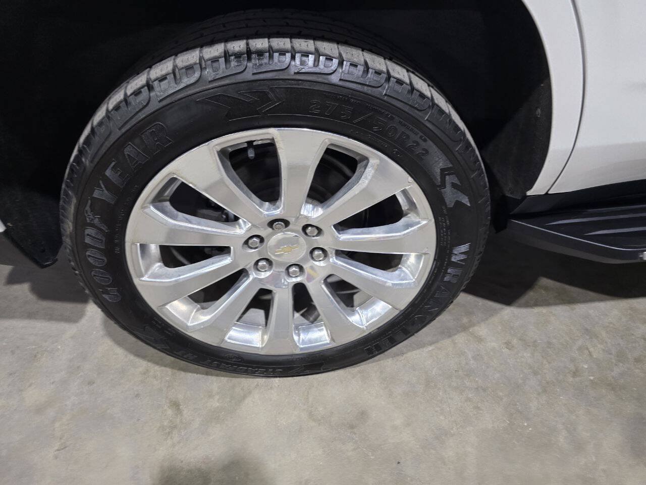 Used 2021 Chevrolet Tahoe Premier AWD/4WD image 22