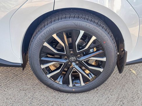 New 2026 Toyota bZ FWD image 12