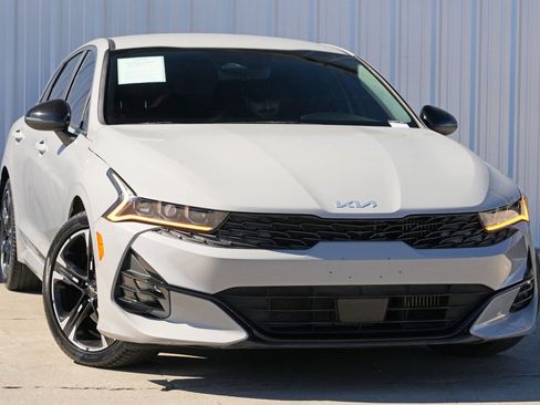 Used 2023 Kia K5 GT-Line w/ GT-Line Premium Package image 2