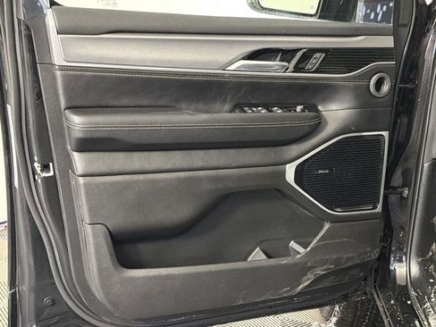 New 2026 Jeep Grand Wagoneer Limited w/ Premium Group II image 11