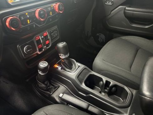 Used 2021 Jeep Wrangler Unlimited Sport AWD/4WD image 20