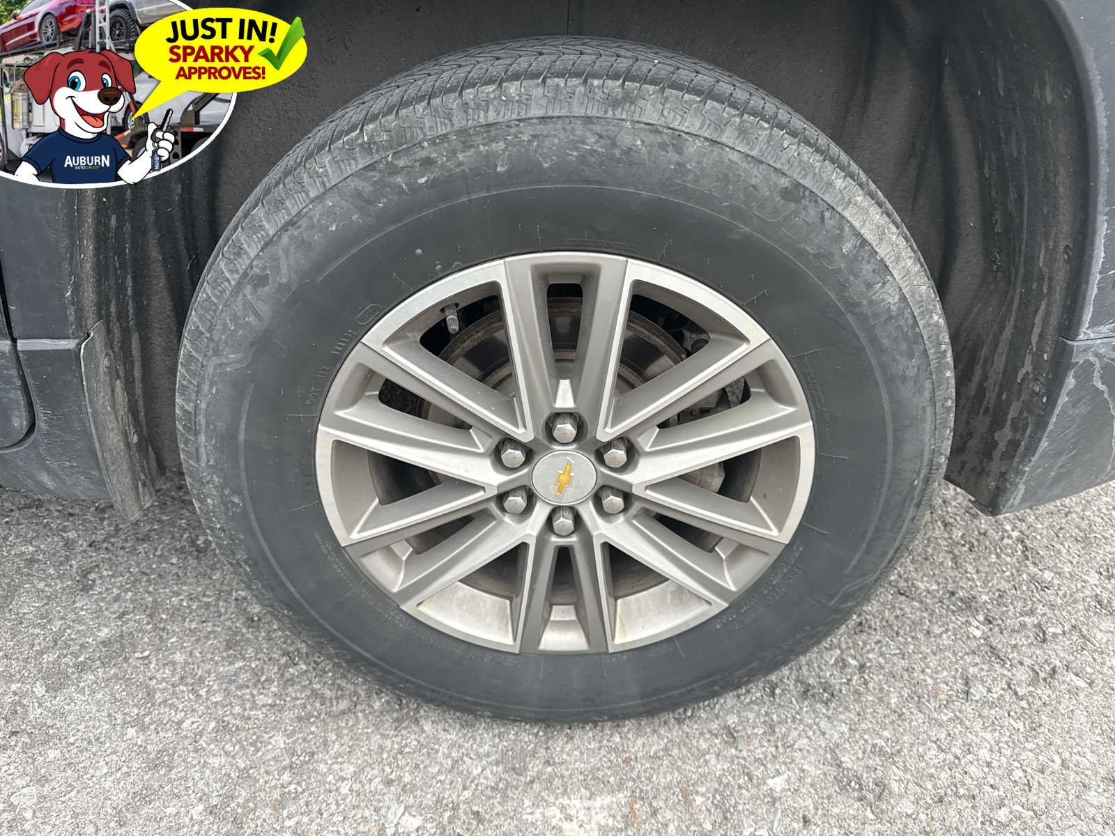 Used 2023 Chevrolet Traverse LT AWD/4WD image 6