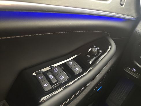 Used 2023 Jeep Grand Cherokee L Overland image 32