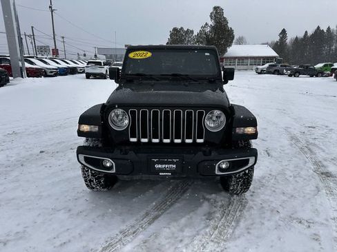 Used 2022 Jeep Wrangler Unlimited Sahara w/ Cold Weather Group image 8