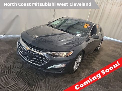 Used 2019 Chevrolet Malibu LT FWD image 1